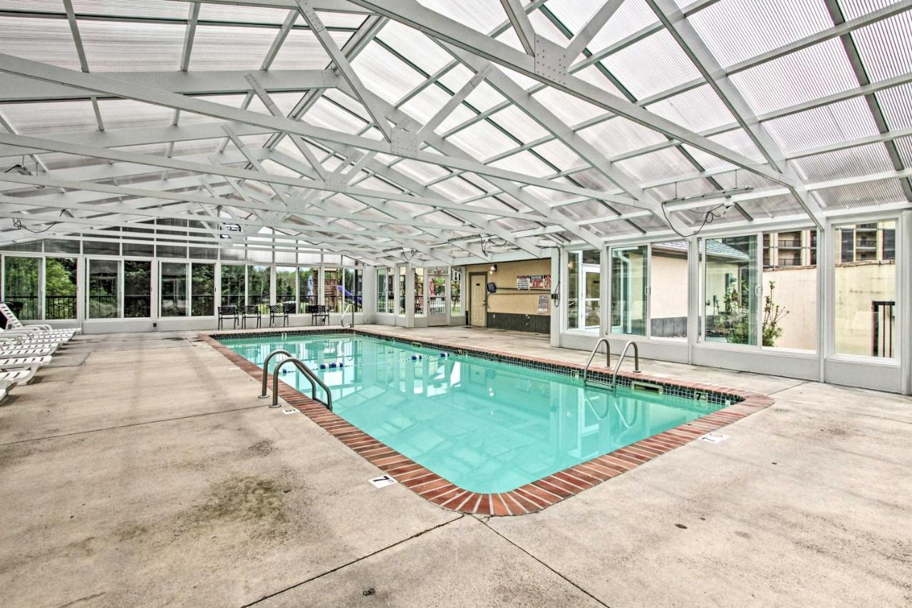 Downtown Pigeon Forge Condo With Pool Access! Eksteriør bilde